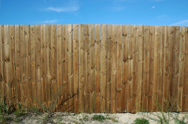 Pine Fence Installation in Pearland, TX