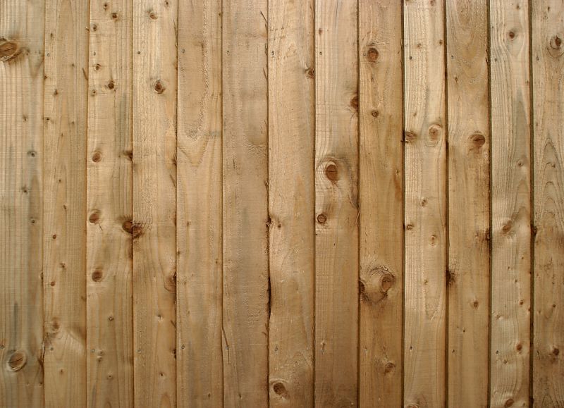 Timber Fence Installation in Pearland, TX